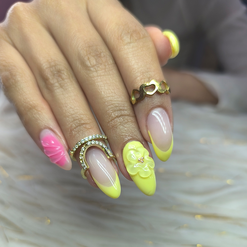 unas-colores-brillantes